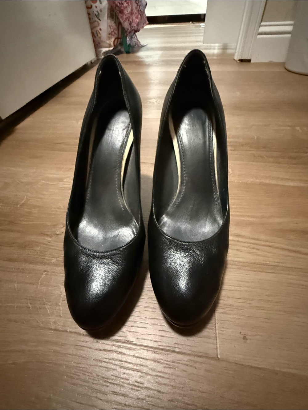 Stewart Weitzman Classic Black Women’s Pump - Sleek Leather Heels